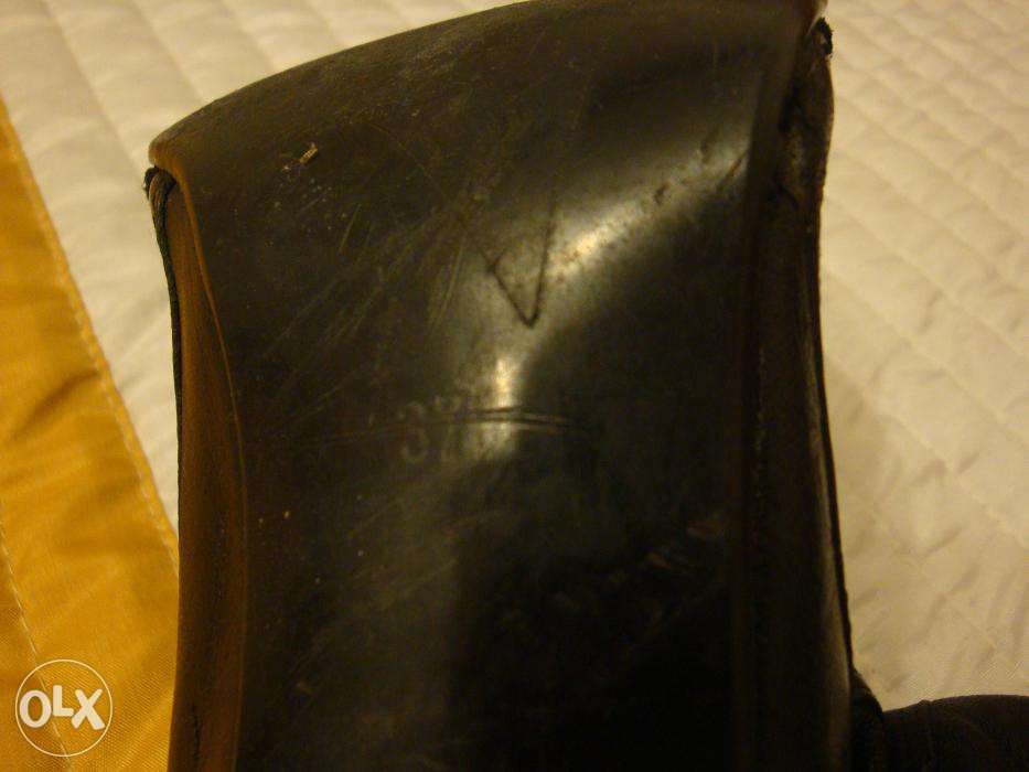 botas senhora nº 37 pretas (c/ oferta)