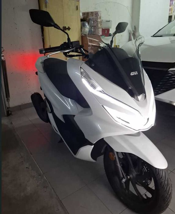 Honda 125A Como nova, apenas 75 km