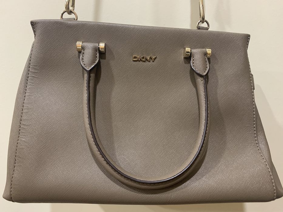 Mala de cor nude - DKNY