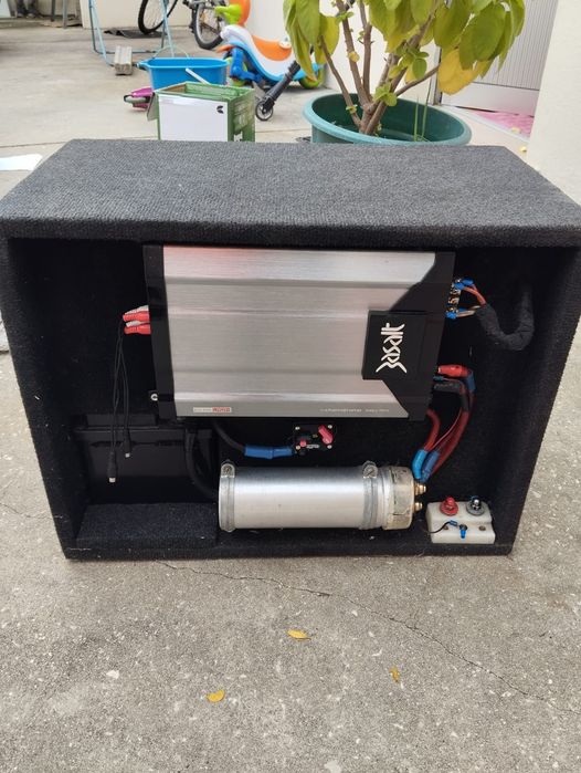 Coluna de alta qualidade em bom estado!