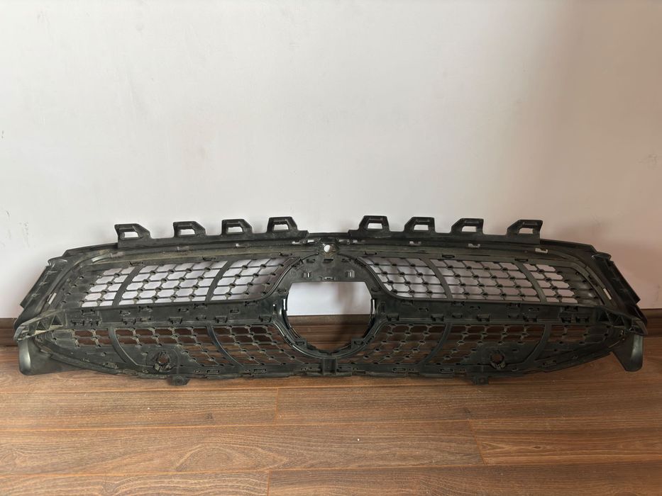 Oryginalny DiamantGrill Mercedes CLA c118