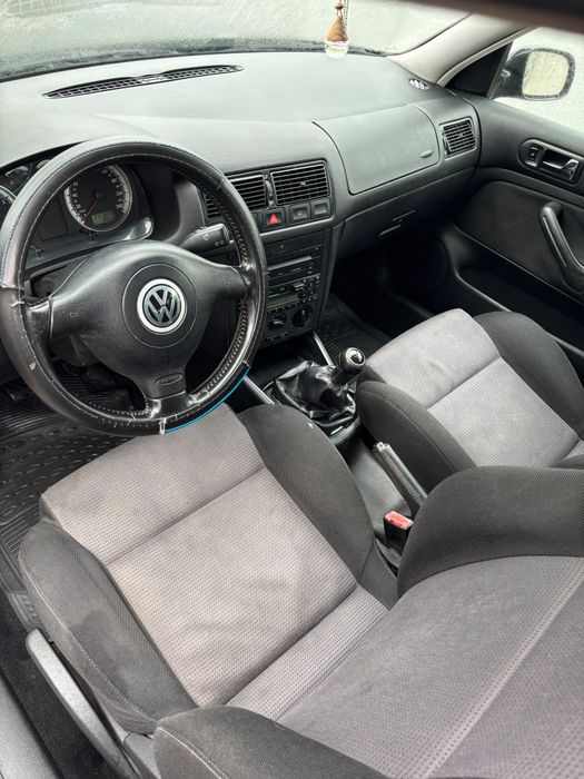Volkswagen Golf — fotografia 6