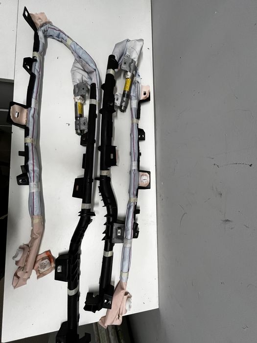 TOYOTA AURIS II HB 13-18 kurtyna airbag