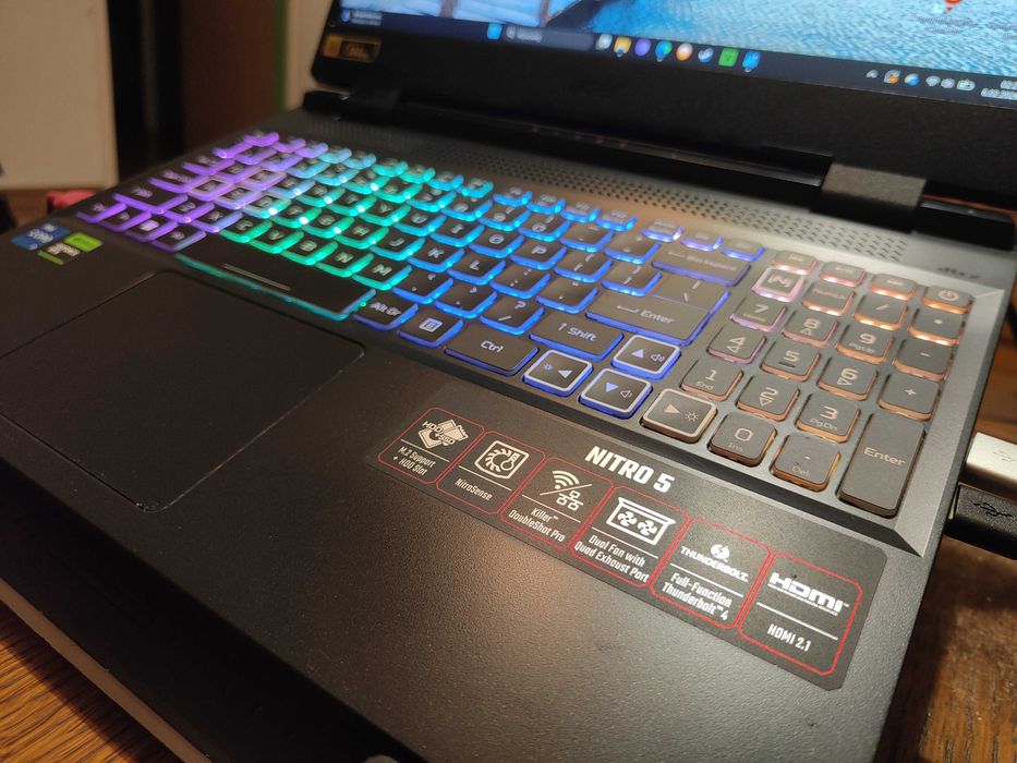 Acer nitro AN515-58, RTX4060 W140 , 512 SSD 16 GB RAM  i7 12650H