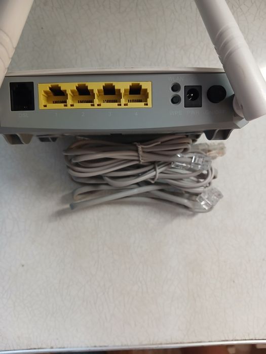 Бездротовий роутер WI-FI для абонентської мережі модель D301  TENDA
