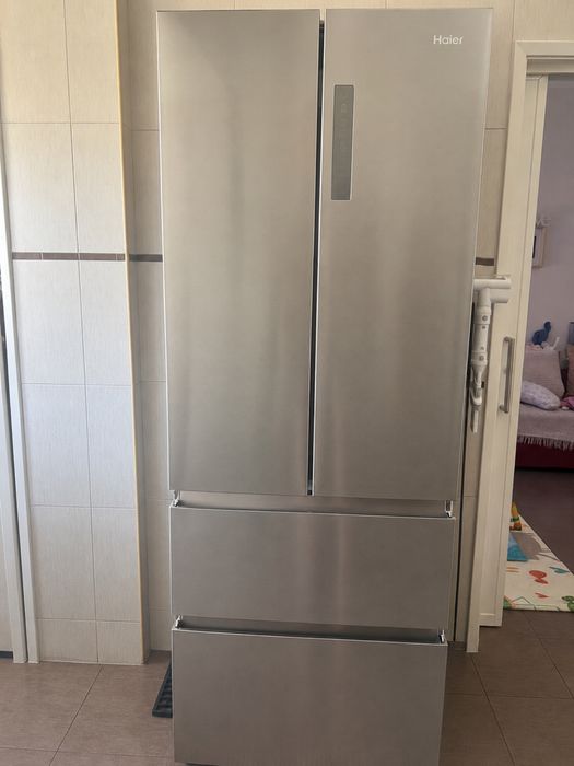 Frigorífico Americano Haier HB16FMAAA – No Frost – Inox – Excelente Estado