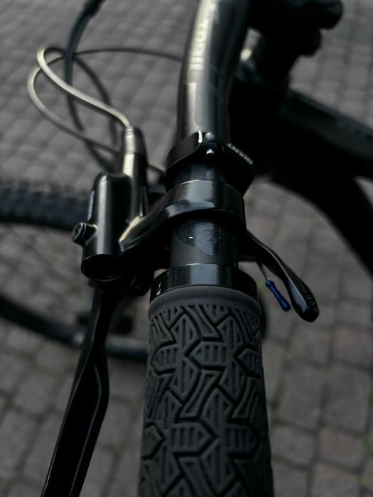 Giant Fathom 2 rocznik 2022  rozmiar  L   29'' Hardtail   rower górski