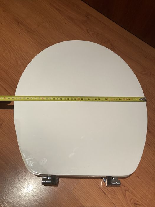 Tampa sanita em madeira lacada branco