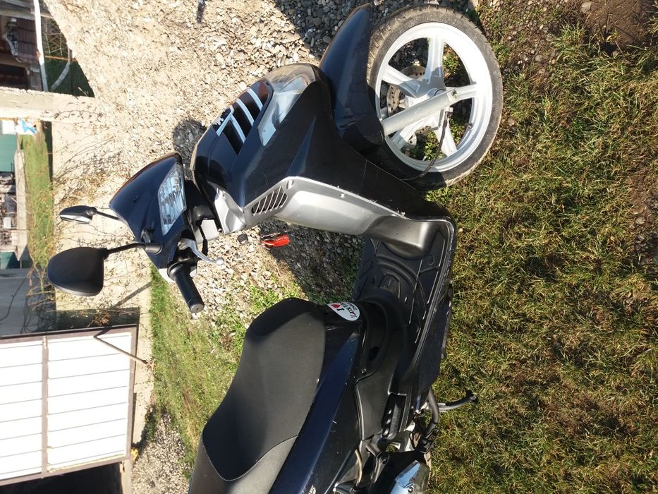 Peugeot LXR-125 скутер