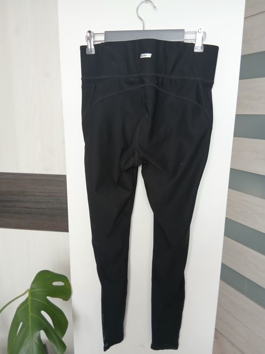 Leginsy sportowe damskie nowe S 36