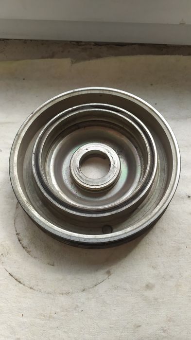 Шків колінвала демпферний Peugeot Citroen 2.0 HDI JTD 16v 06-