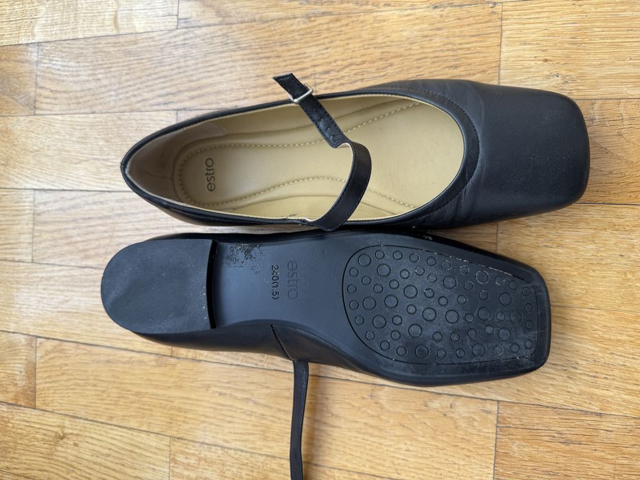 Шкіряні Балетки estro