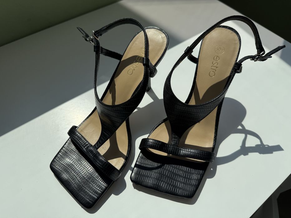 Босоніжки 38 розмір