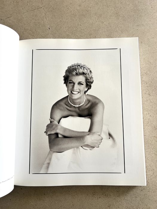 Livro Patrick Demarchelier com assinatura original