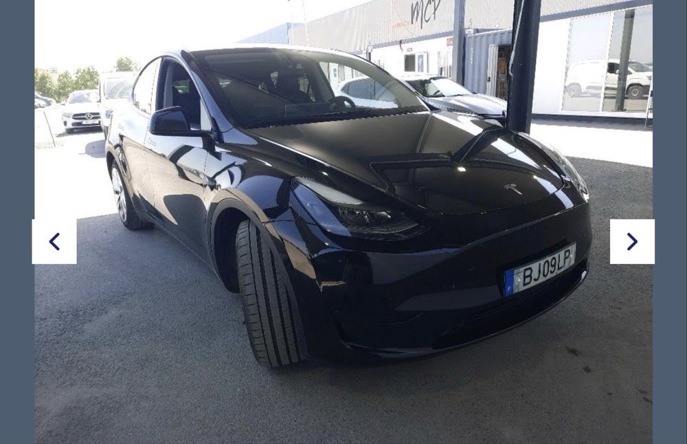 Tesla Model Y — fotografia 4