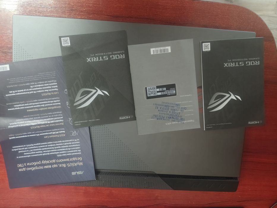 Ноутбук ASUS ROG Strix 17,3 дюйми 144Hz Ryzen 7 4800H 16 ядер RTX3050 4 gb SSD 512Gb