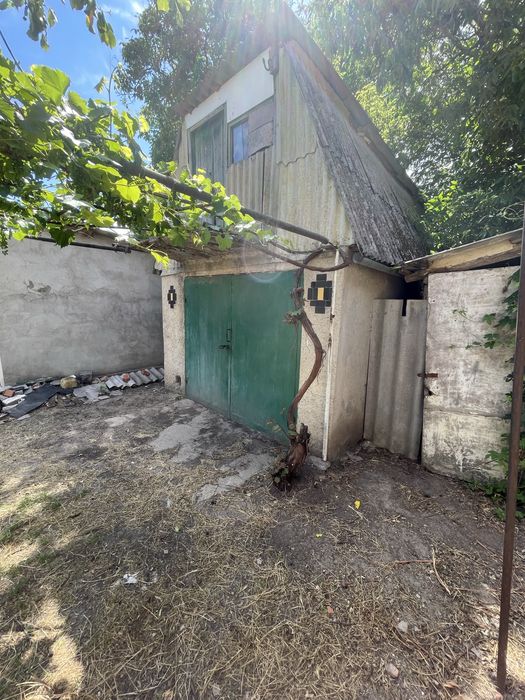 Продам гараж в центре Березовки