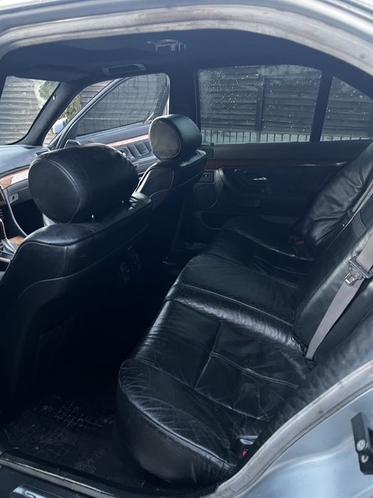 BMW 740i 1998 Газ/бенз