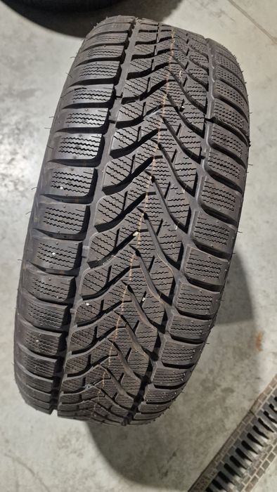Opona Zimowa Lassa Snoways 3 215/60 R16 99H 3018 1 sztuka