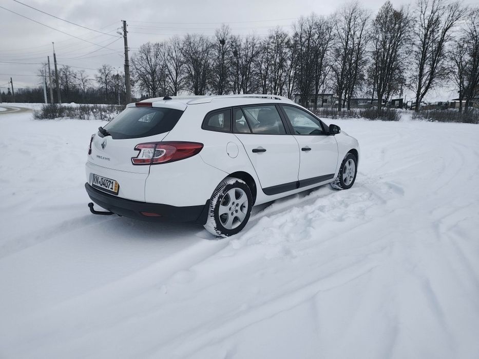 Продам Renault Megane 3 1.6 2012 универсал