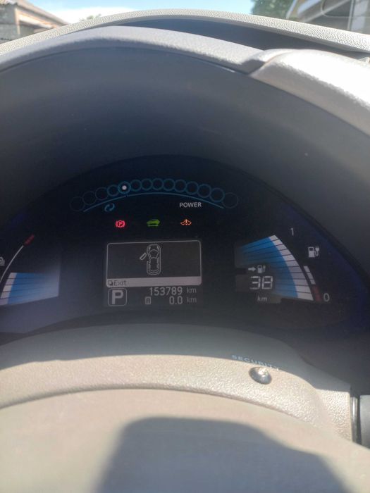 Ниссан Лиф 2011год