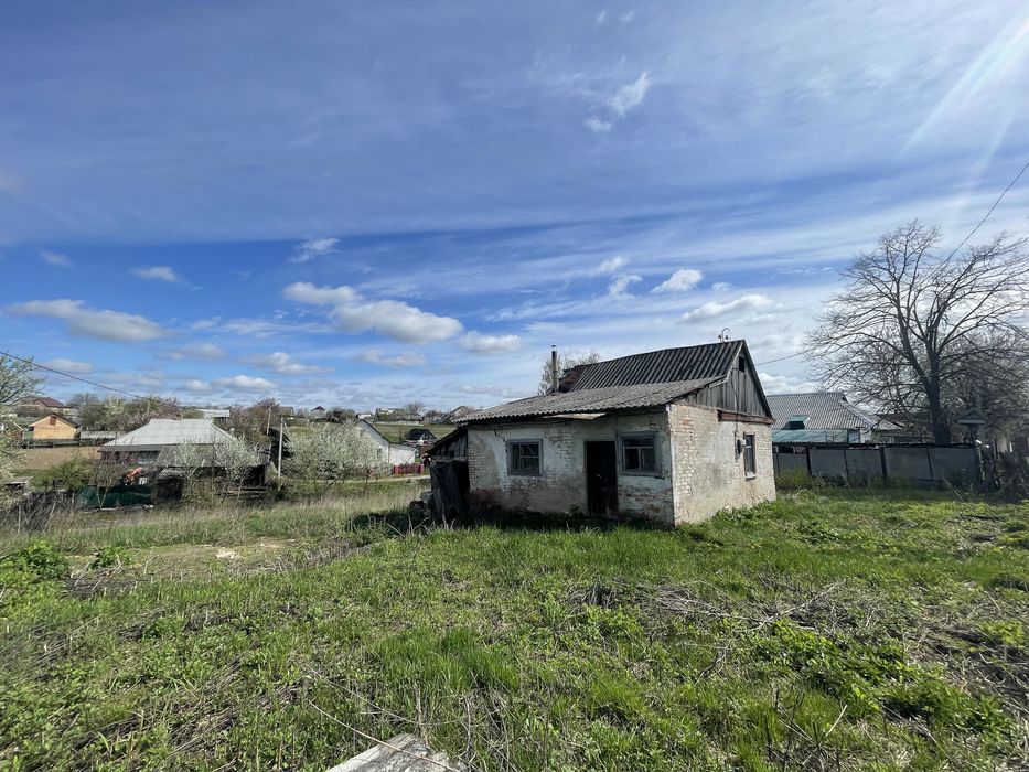 Продам участок під забудову в Киїнці