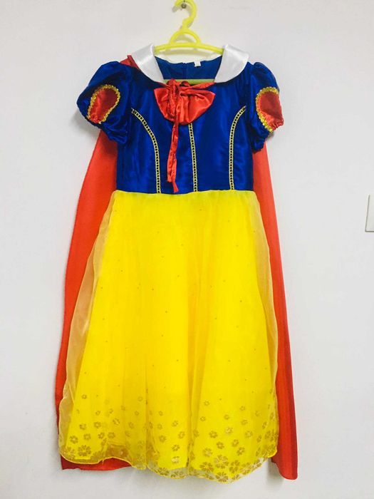 Królewna Śnieżka strój karnawałowy