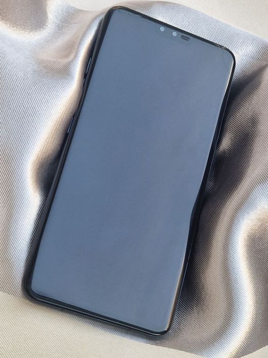 Телефон LG V40 6/64gb