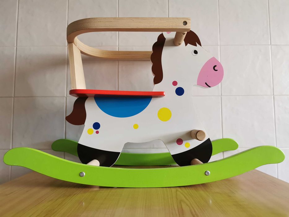 Brinquedo Cavalo de Madeira