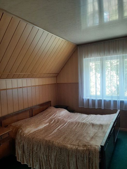 Дачний будинок у масиві "Зелений гай".