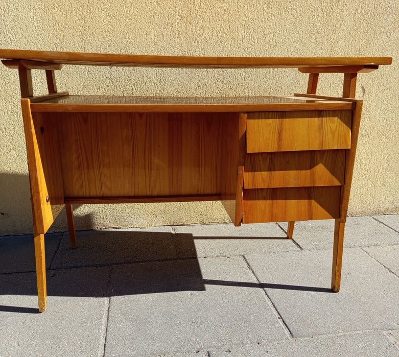 Biurko Koronowo ikona PRL