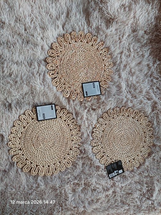 Podkładki stołowe marki Smukee - 3 sztuki