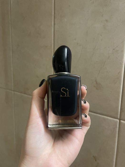 Giorgio Armani Si intense 50 мл оригінал