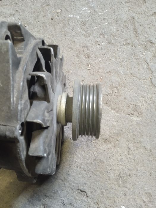 Генератор в доброму стані Фіат тіпо темпра