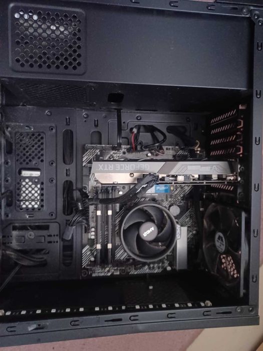 Komputer stacjonarny