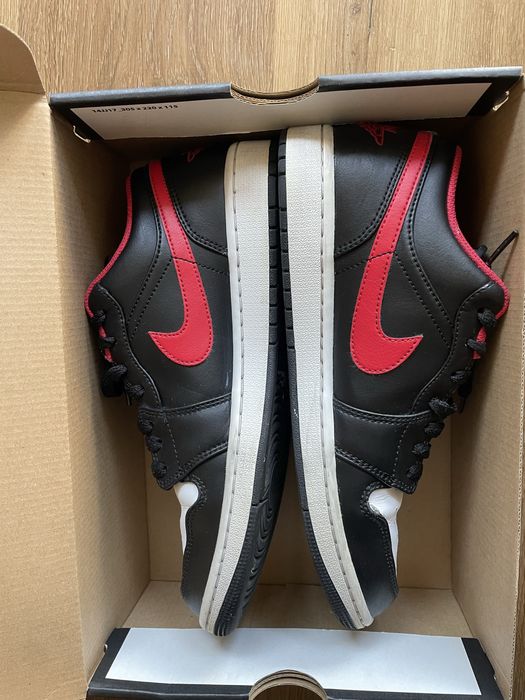 Ténis Nike Air Jordan 1 Low 42,5 c/ caixa