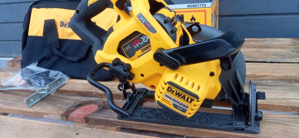Piła Pilarka Dewalt 190mm 54V 6Ah FlexVolt DCS577 NOWA