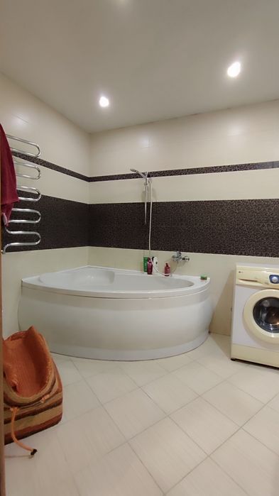 Продаж трикімнатної квартири (спецкошти, єВідновлення)