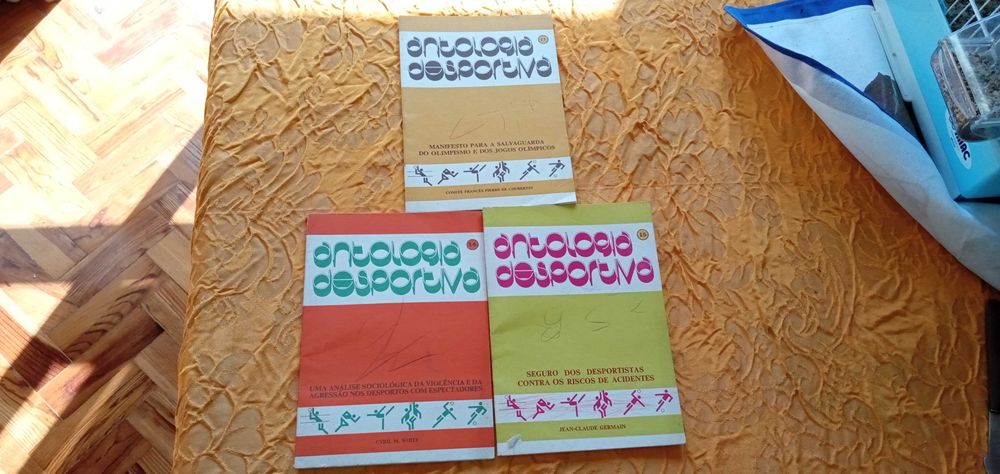 O olhar distanciado-C.Levi-Stauss-E.70-1e-9E-Alfinetes cada 8E Desde2E