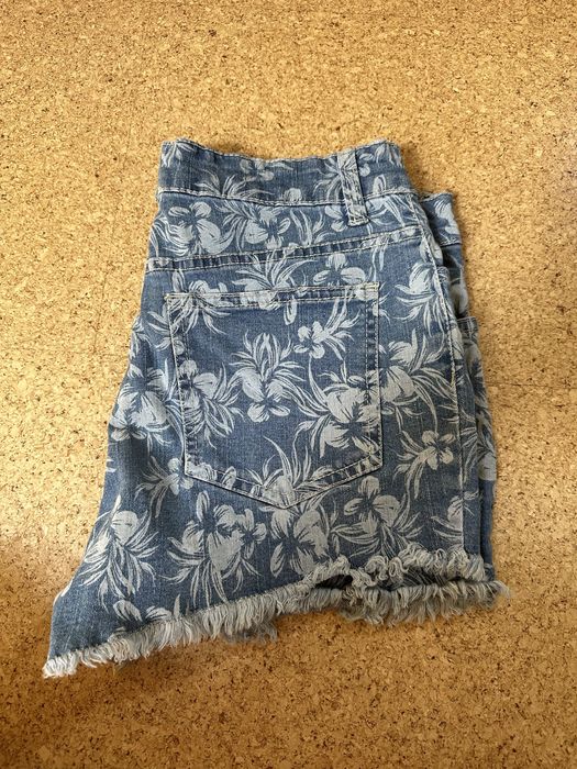 Szorty jeansowe 40