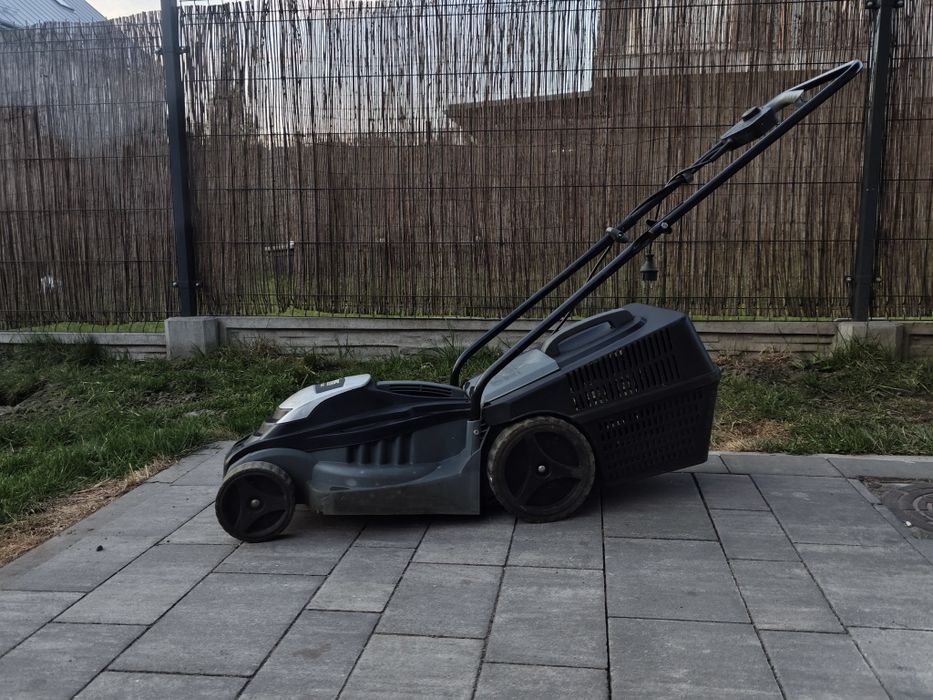 Kosiarka elektryczna meectools 220 V (od gniazdka)