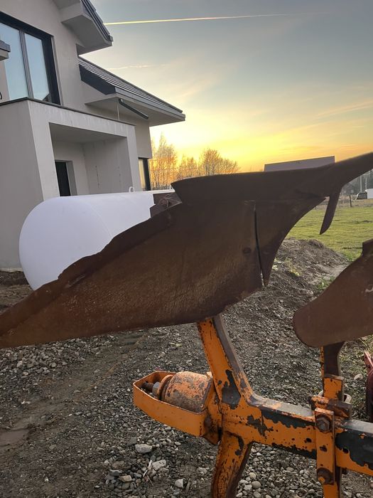 Pług huard 3 obrotowe