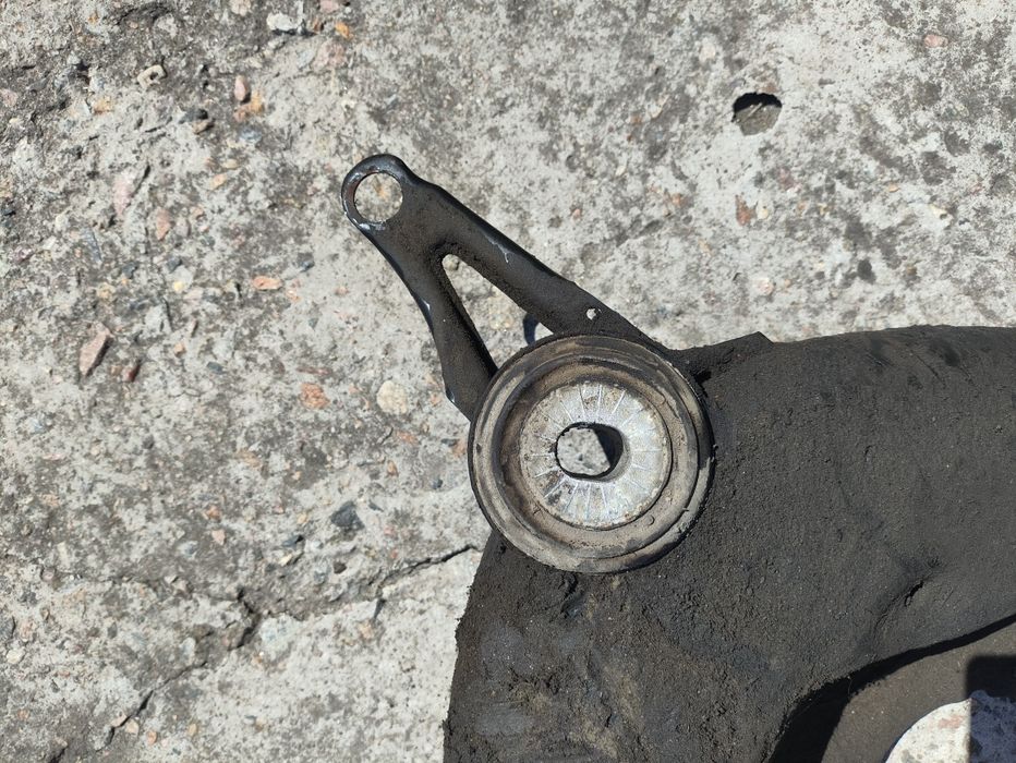 Подрамник Ауди А6С5 2.5 тди МКПП