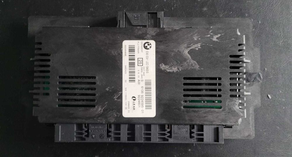 Moduł sterownik świateł PL2 FRM3R BMW E87 E90 lci lift
