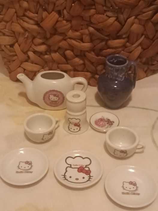 Conjunto Hello Kitty miniatura de porcelana