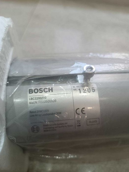 Колонка / громкоговоритель  линейный массив BOSCH LBC3200/00