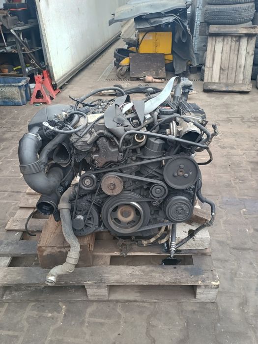 Silnik kompletny Mercedes w203 2.2 CDI om611