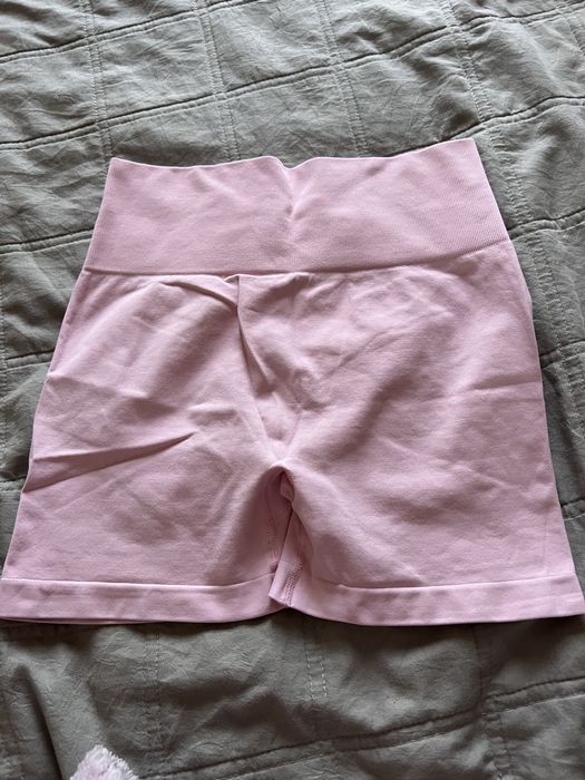 Шорти пуш-ап.