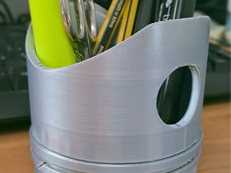 Peça Mecânica para Porta-Canetas ou Outros Fins