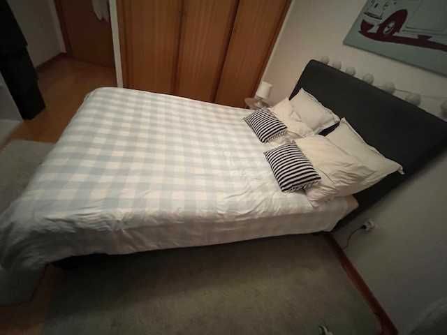 Cama HOVAG IKEA 140x200 cm